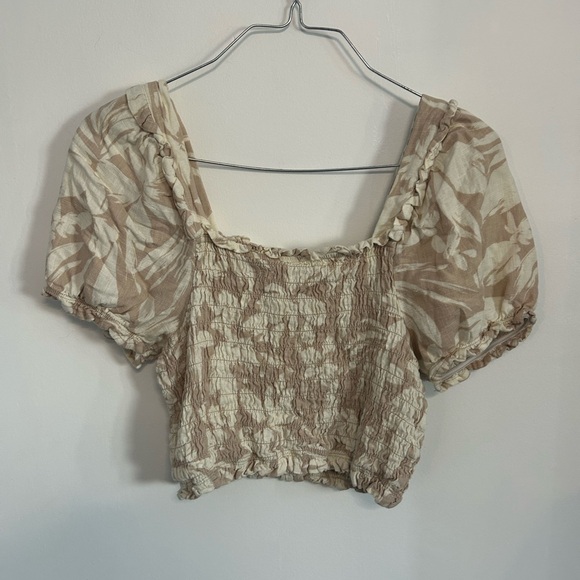 Monteau Tops - Monteau Beige and Cream Floral Crop Top